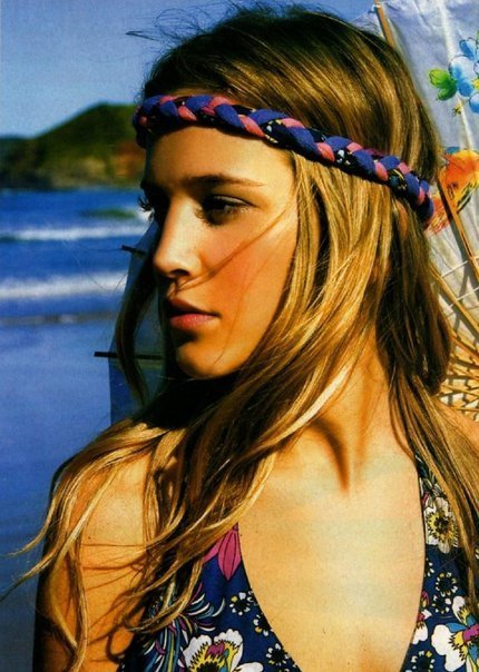 Luisana-Lopilato-luisana-lopilato-10523893-430-604.jpg