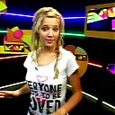 luisana_NET-premiosmtv2007-top5-anfitriones-0326.jpg