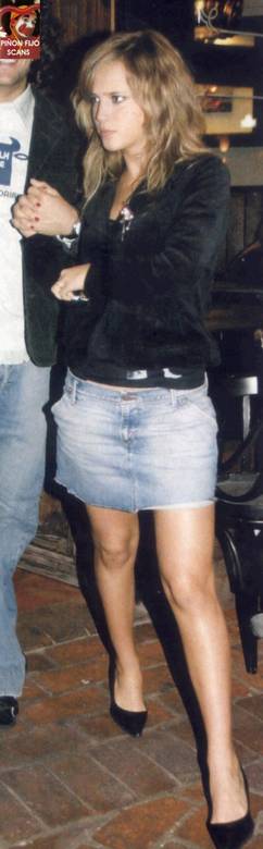 luisana_dot_net-candids-2005-005.jpg