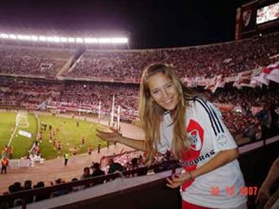 Luisana-Lopilato-luisana-lopilato-4955115-400-300.jpg