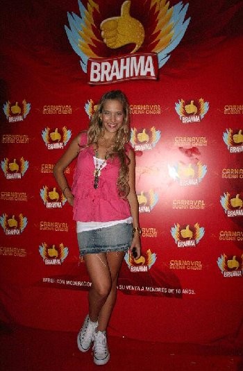 luisana_dot_NET-2008dec17-gualeguaychufesstival-0001.jpg