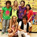 luisana_dot_NET-2008nov3-atraccionx4-autographssign-0012.jpg