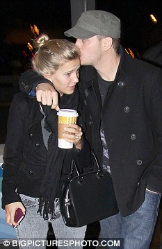 luisana-loreley-lopilato-de-la-torre-michael-buble-engaged-photos-1.jpg