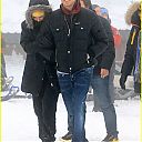 michael-buble-luisana-lopilato-snowy-sweethearts-09.jpg