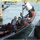 michael-buble-luisana-lopilato-gondola-05.jpg