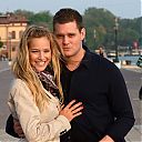 michael-buble-luisana-lopilato-honeymoon-venice-04252011-14.jpg