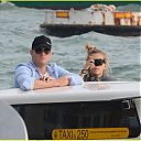 michael-buble-luisana-lopilato-venice-vacation-06.jpg