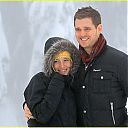 michael-buble-luisana-lopilato-snowy-sweethearts-02.jpg