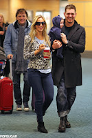 Michael-Buble-Luisana-Lopilato-Baby-Noah-Pictures11.jpg