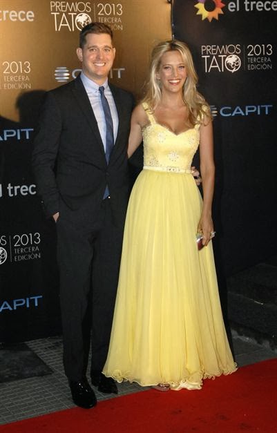 los-looks-de-las-famosas-1806714h627.jpg