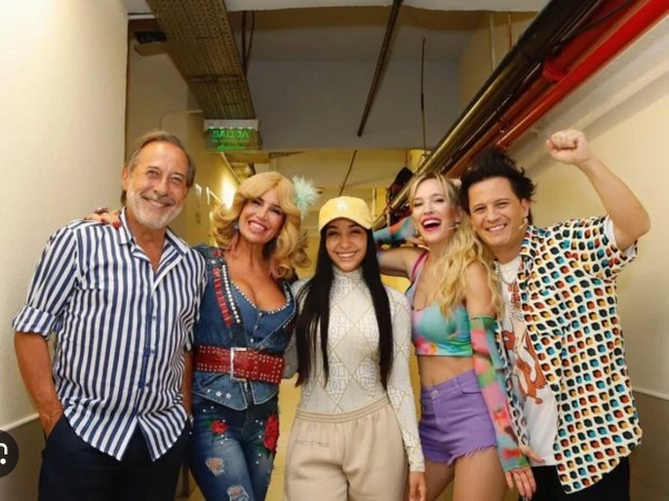 Screenshot_2025-11-05_at_18-41-25_casados_con_hijos_-_Buscar_con_Google.png